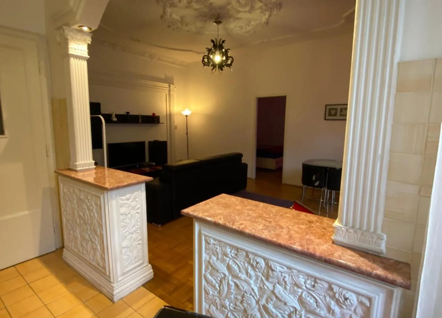 Apartment With Balcony And Ac Next To Danube Budapest